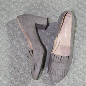 Women's 9M Chinese Laundry • Anete Fringe Micro Suede Taupe Block Heel Pump